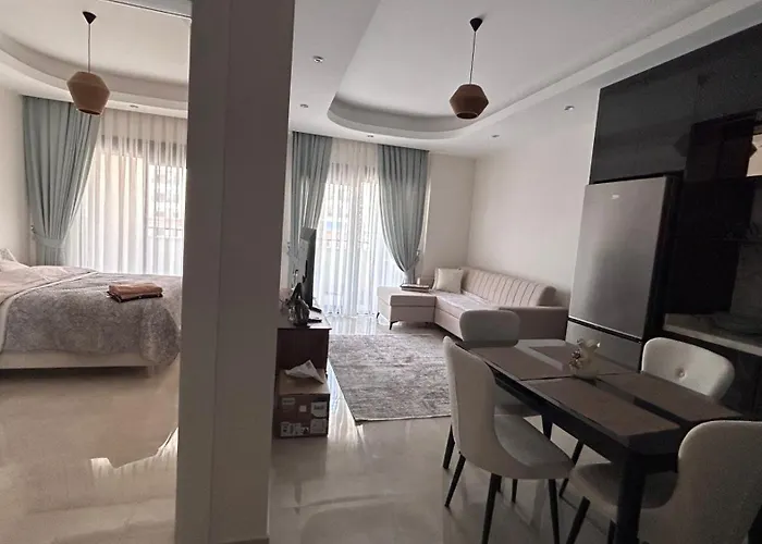 у моря в турции *