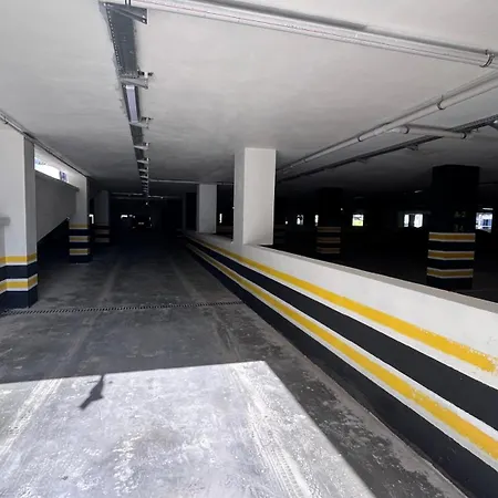 у моря в турции אלאניה